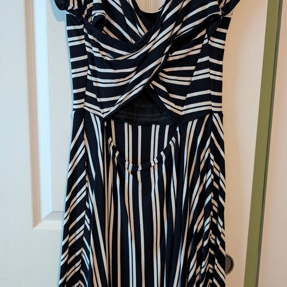 Loft open back striped dress - Picture 3 of 3